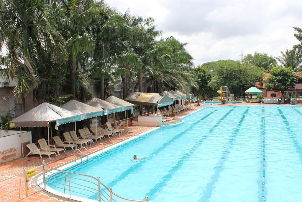 Saigon Park Resort Thuan An Eksteriør billede