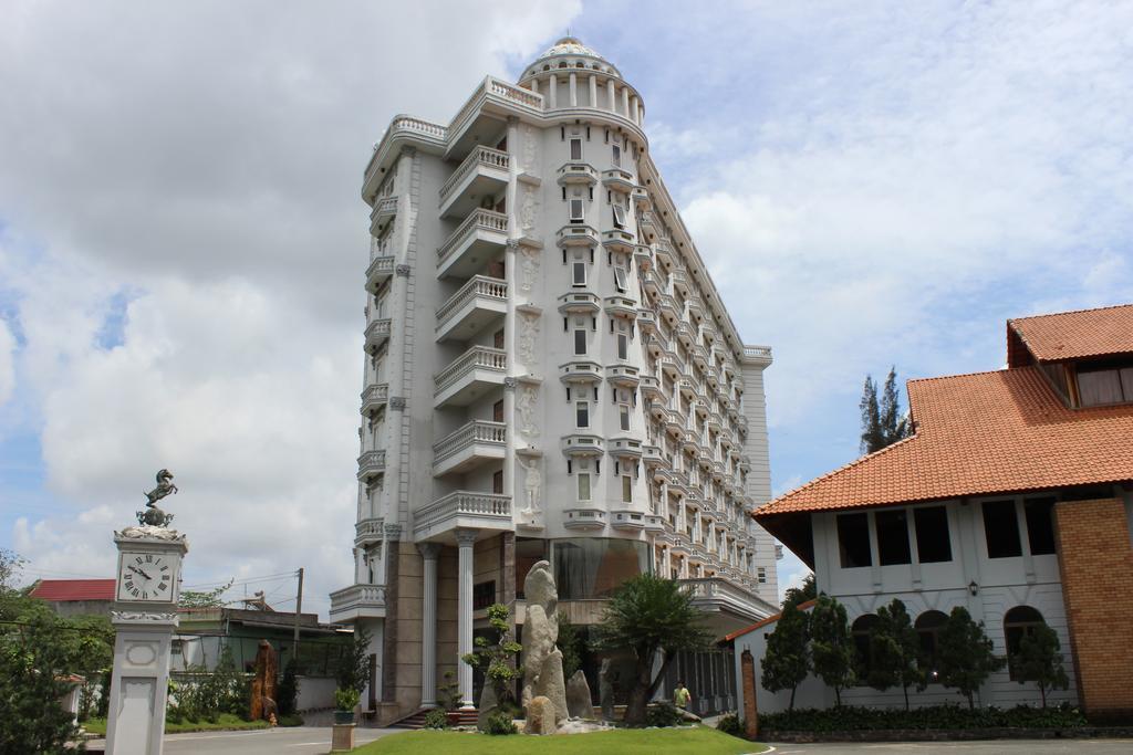 Saigon Park Resort Thuan An Eksteriør billede