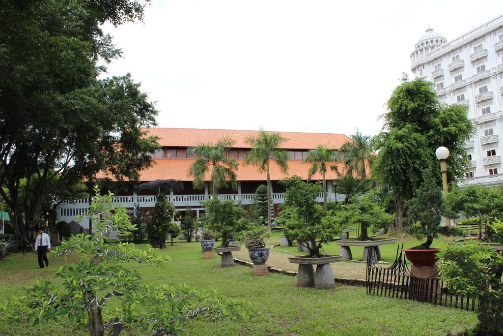 Saigon Park Resort Thuan An Eksteriør billede