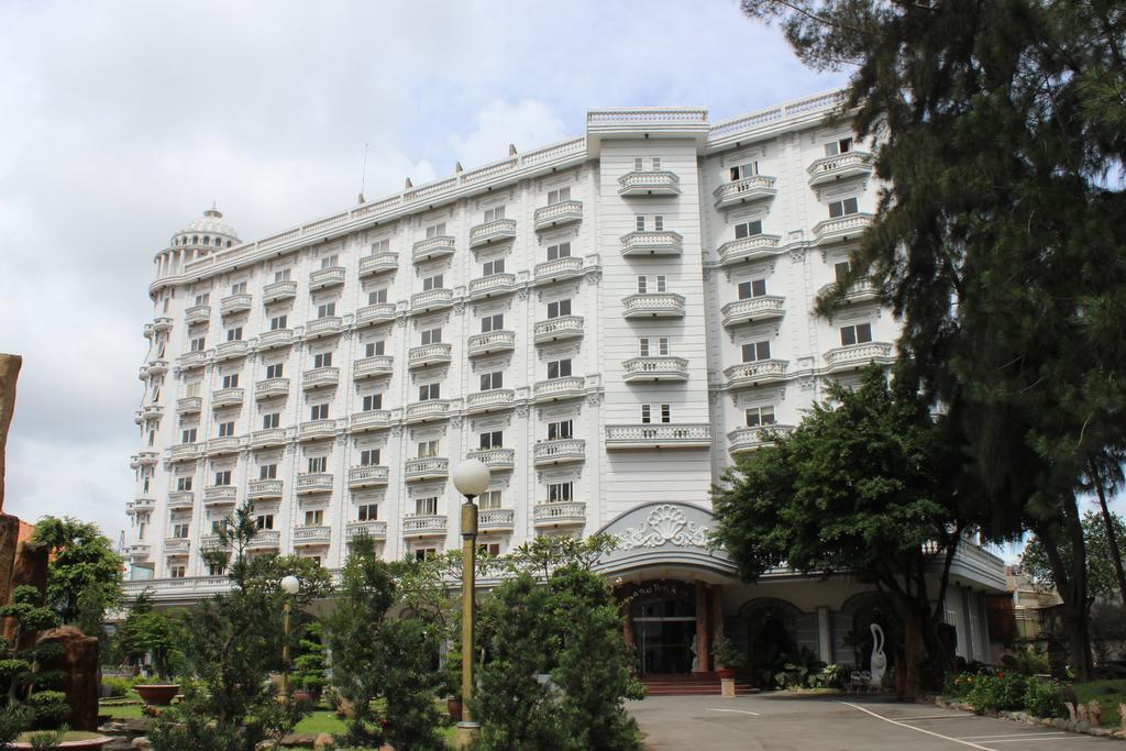 Saigon Park Resort Thuan An Eksteriør billede